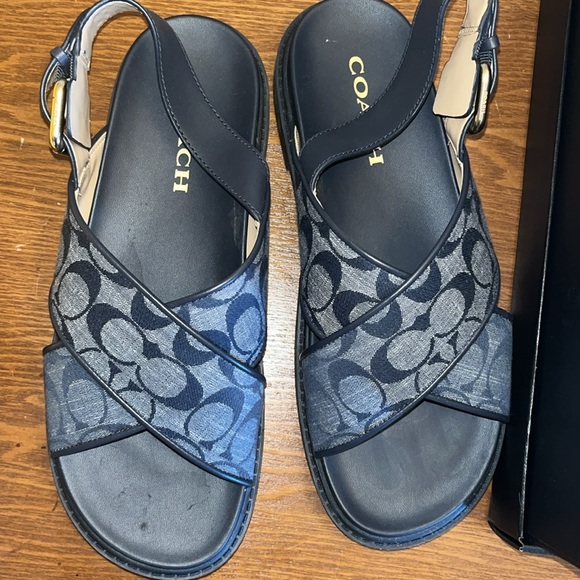 Brand new COACH sandals - Picture 2 of 3